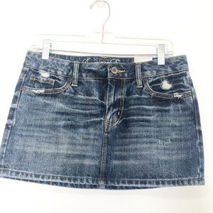 American Eagle NWT Jean / denim skirt size 4